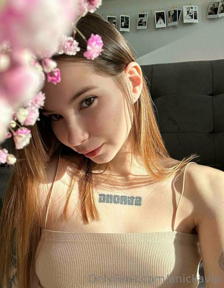 anickavip hd actress photos