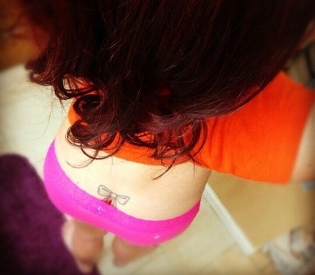 Buttcracks art actress pics