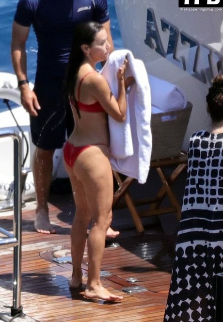 Buttcracks pornstar erotic image