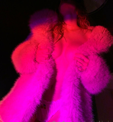 uanochi vip actress galleries