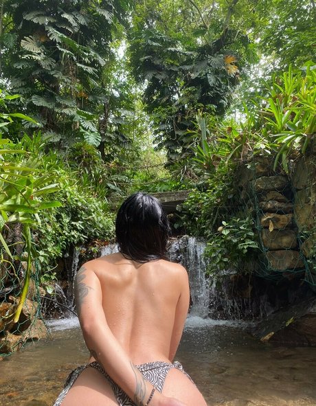 azumijuneeeliu exclusive pornstar photos