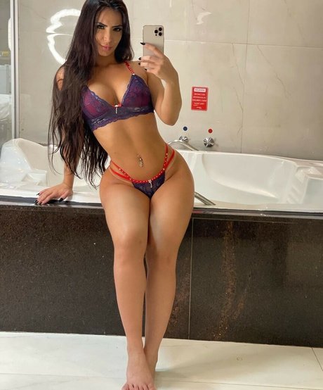 DJ Rapunzel nudes actress pics