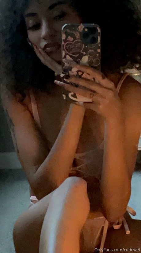 cutiewet pornstar hot photos