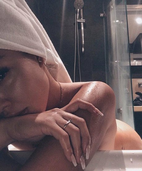 sheylaj pornstar exclusive pictures