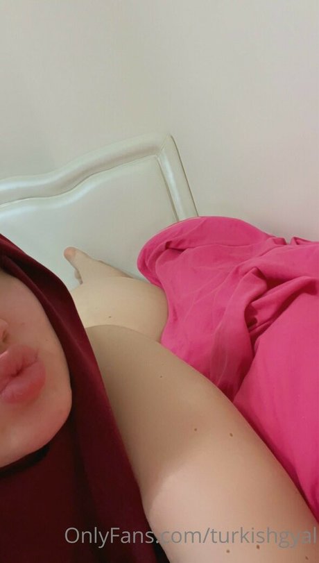 Turkishgyal model pic