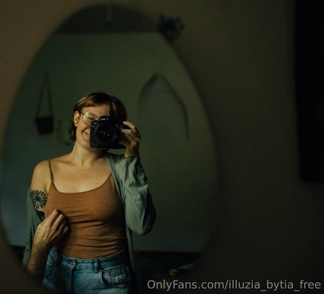 illuzia bytia free model high quality photos