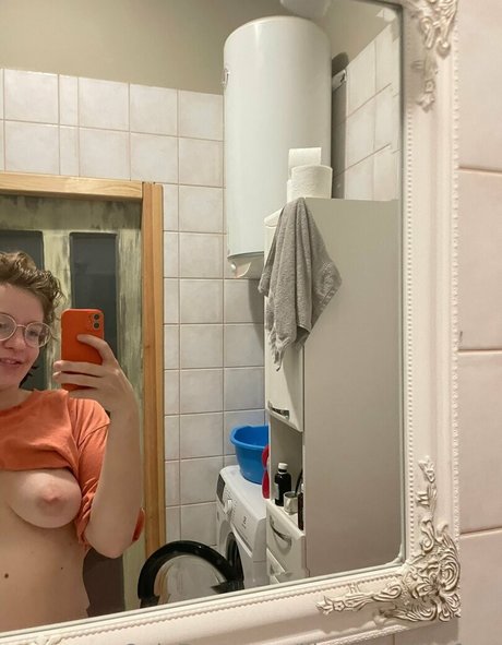 illuzia bytia free model hot galleries