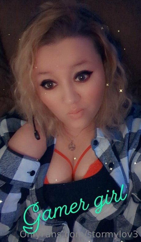 stormylov3 exclusive actress image