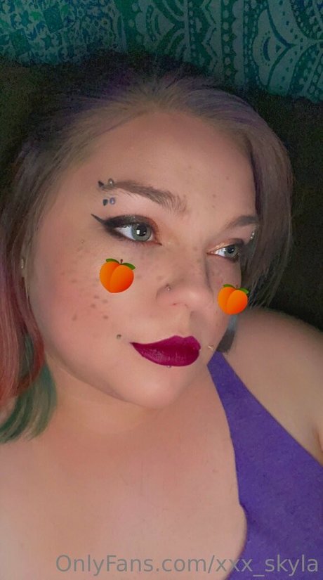 onlyskyyla star sexy images