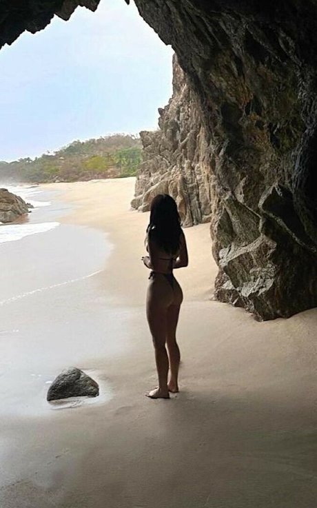 NIkkole Teja star free galleries