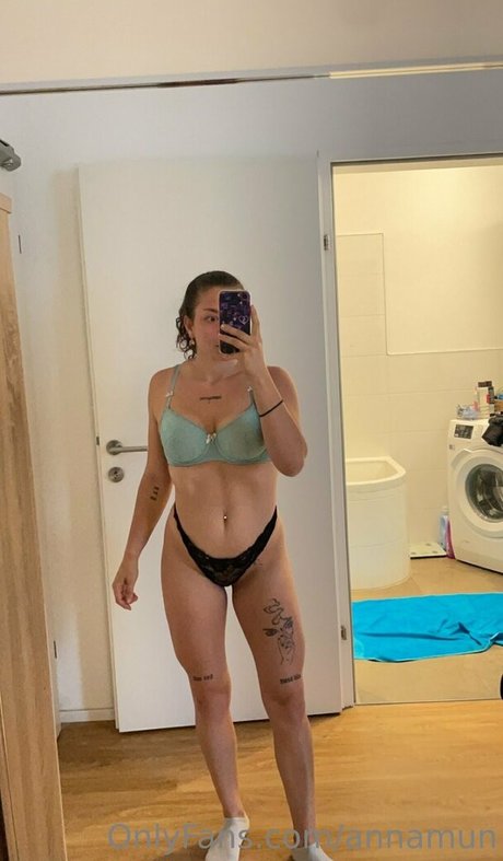 annamun erotic pornstar image