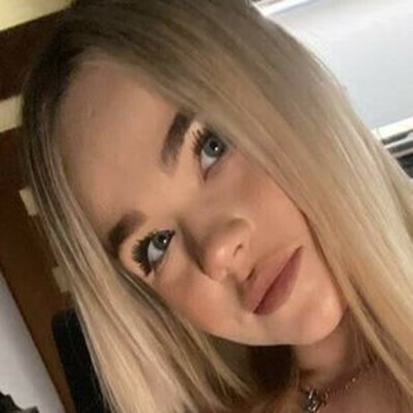 april007 model sex picture