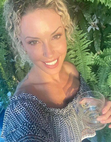 Sasha West model porn photos