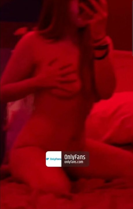 Selenaanne hot pornstar photos