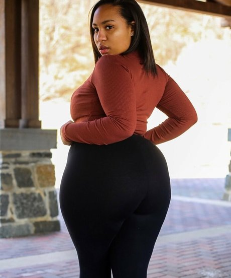 hips onlyfans erotic pics