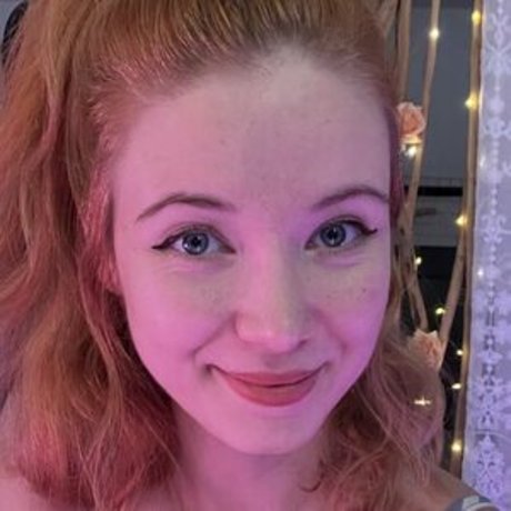 vleafnin erotic pornstar pics