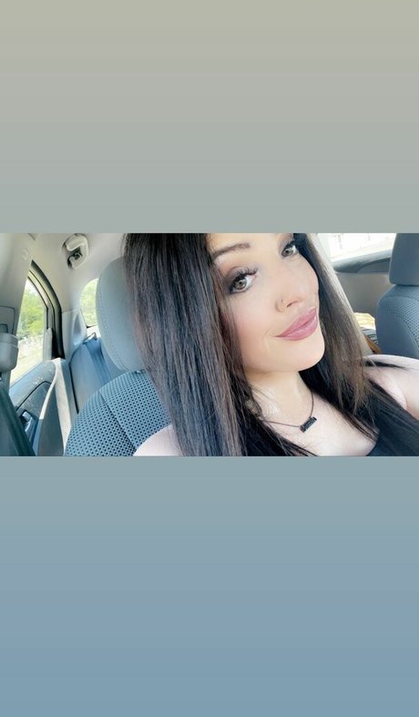 Chloe Grace hot pornstar img