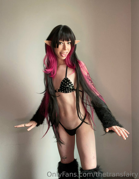 Aria Faye porn model picture