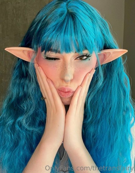 Aria Faye porn star img