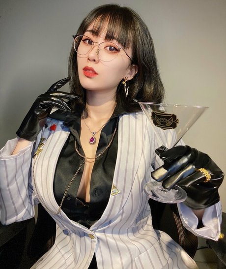 Larissa Rochefort star porn photo