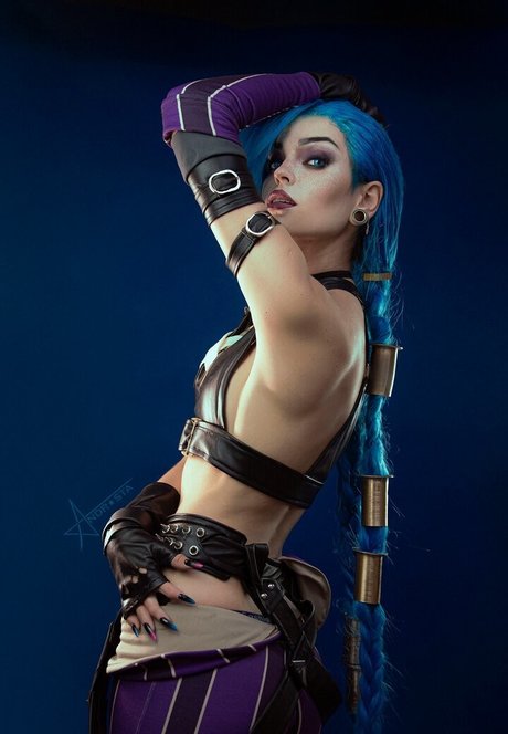 Andrasta naked actress pics