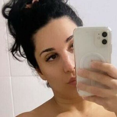 Cleo Silva star erotic photos