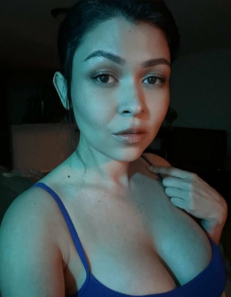 Pinksaltmoon beautiful pornstar image