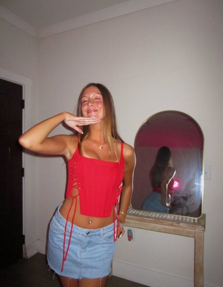 Abby Busick star nice img