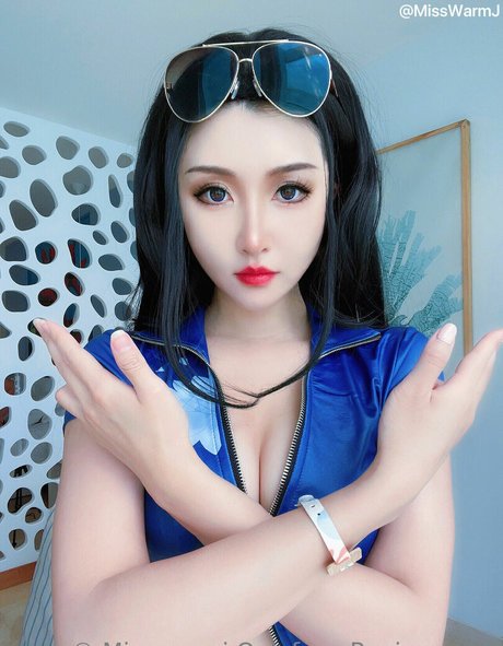 MissWarmJ beautiful actress pictures