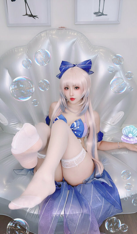 MissWarmJ naked actress pics