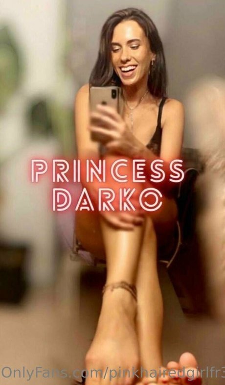 pinkhairedgirlfr33 model beautiful images