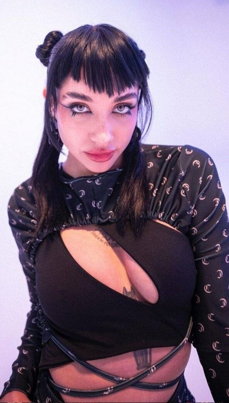 Maria Becerra star exclusive img