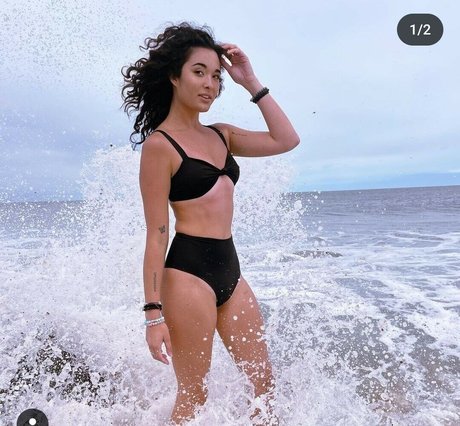 Meghan Lane sexy model images