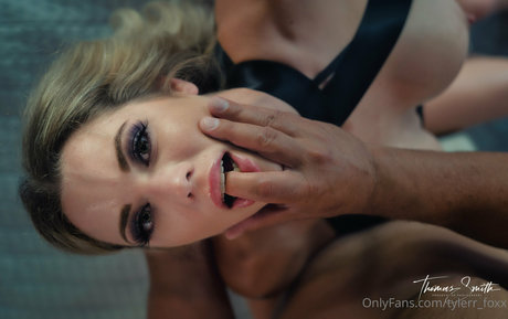 tylerr foxx sexy model picture