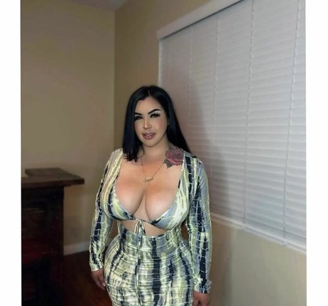 busty solo onlyfans beautiful naked archive