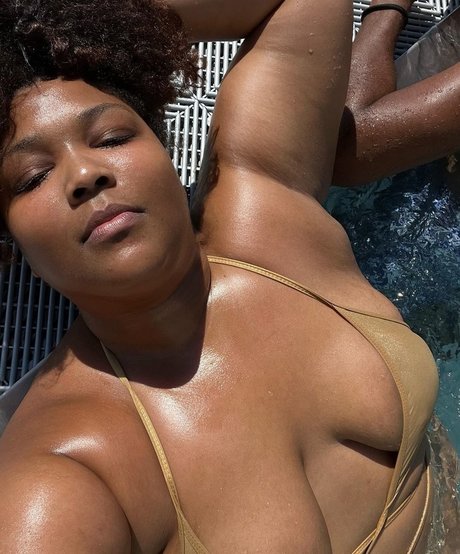 Lizzo pornstar img