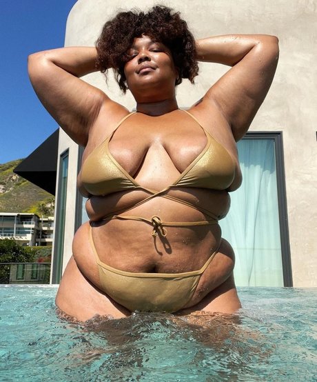 Lizzo pornstar sexy pictures