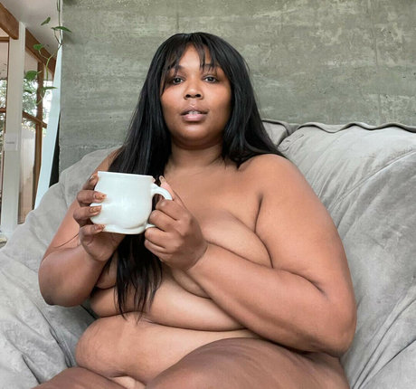 Lizzo star pornographic image
