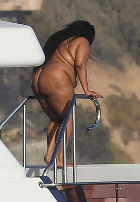 Lizzo sexy star archive