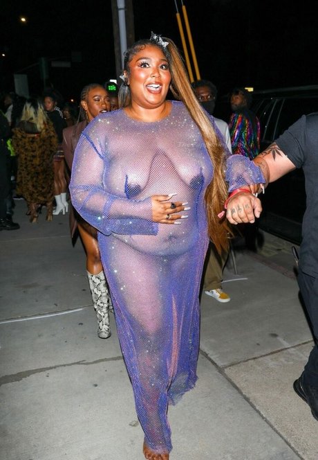 Lizzo pornstar adult gallery