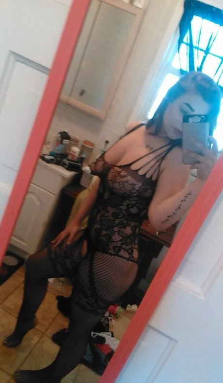 stacyss mommm model naked image