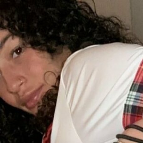 aaliyahfuckingcruz model free picture