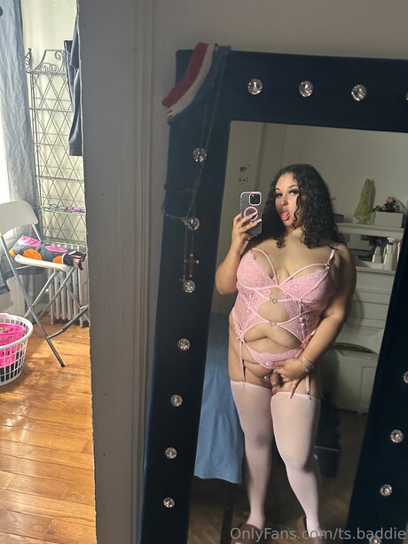 TS Baddie star sexy pics