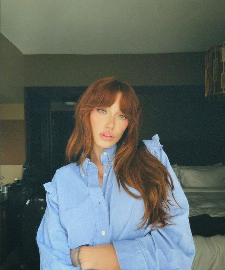 Olivia OBrien art actress pic