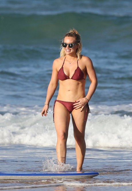 Hillary Duff free model gallery