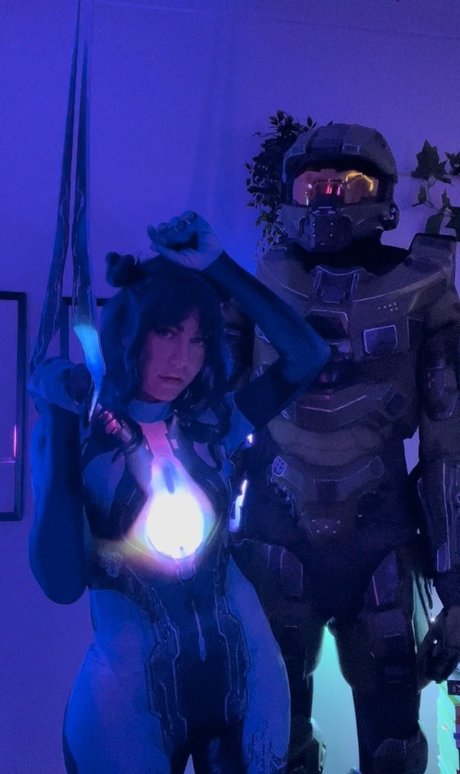 Paladinamber erotic model pic