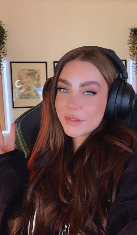 Paladinamber hot pornstar images