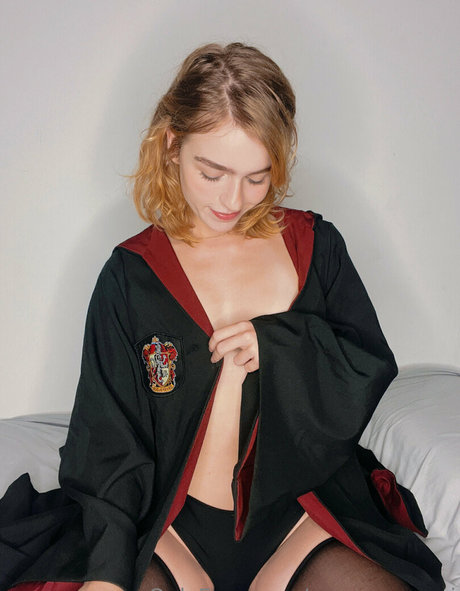 YourCoraRossi nice actress gallery