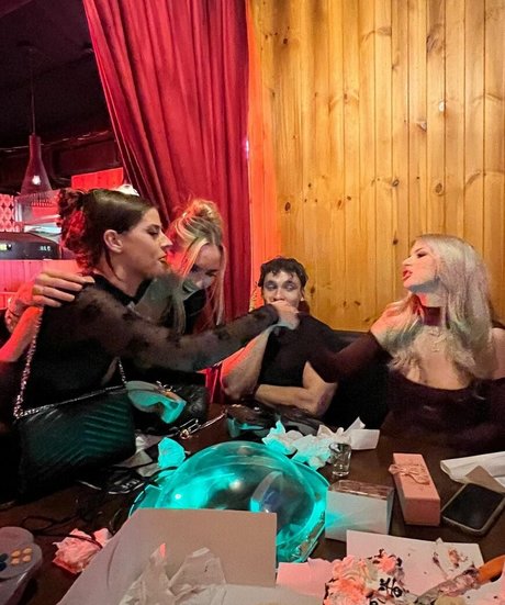 Develique model nudes picture