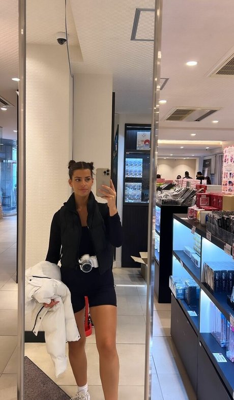 petite wife onlyfans naked gallery